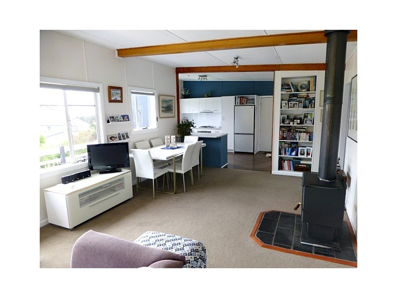 46 Beach Crescent, Greens Beach TAS 7270