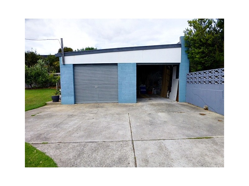 46 Beach Crescent, Greens Beach TAS 7270
