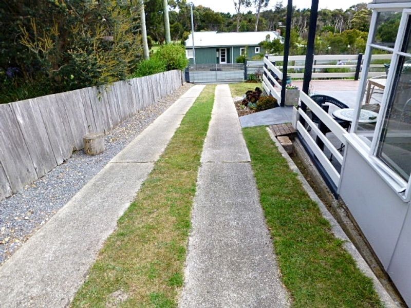46 Beach Crescent, Greens Beach TAS 7270