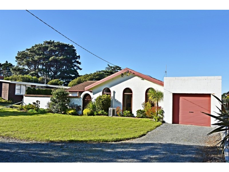 6 East Beach Road, Low Head TAS 7253