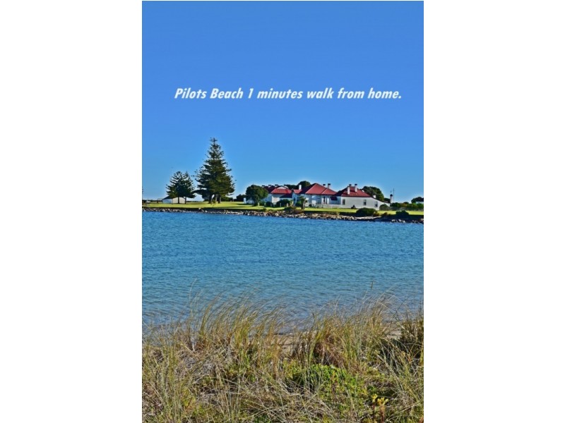 6 East Beach Road, Low Head TAS 7253