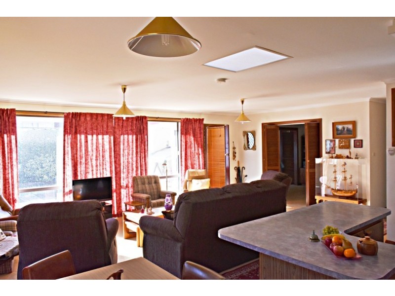 6 East Beach Road, Low Head TAS 7253