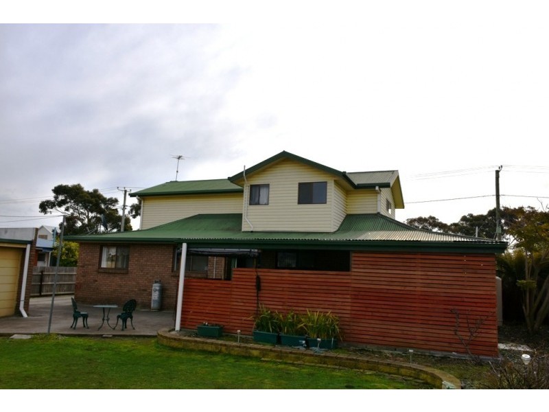 14 Adelaide Street, George Town TAS 7253