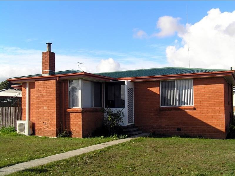 2 Gillham Avenue, George Town TAS 7253