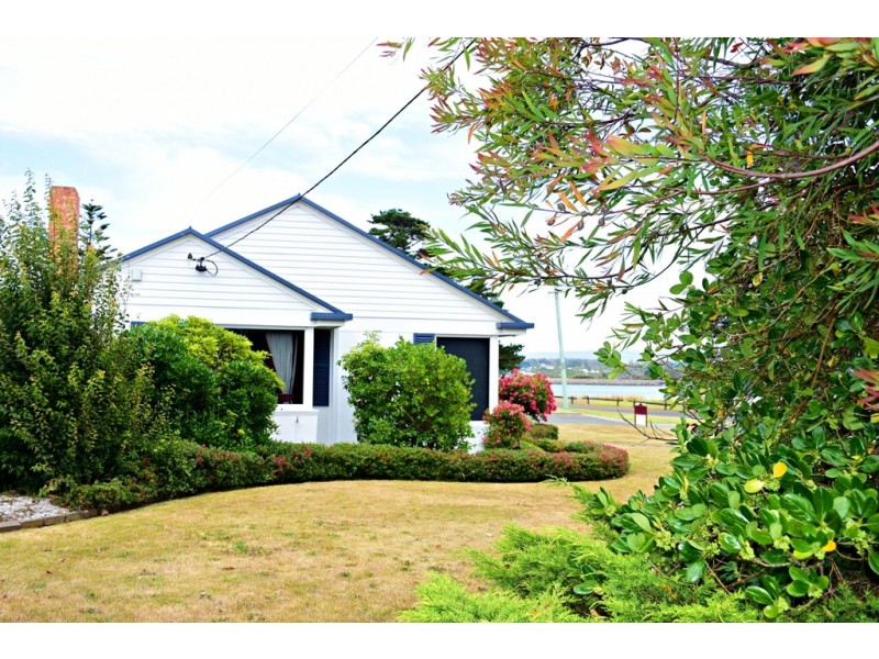 26 Esplanade North, George Town TAS 7253