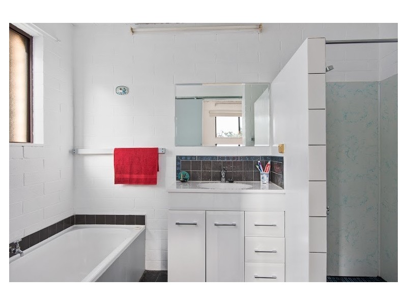 71 Beach Crescent, Greens Beach TAS 7270