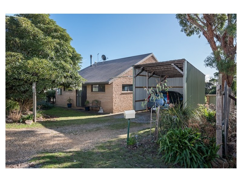 71 Beach Crescent, Greens Beach TAS 7270