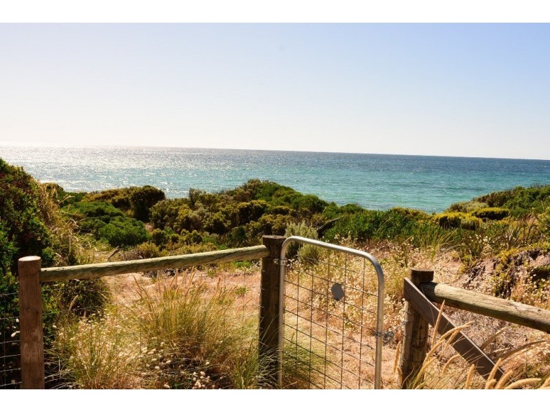 11 Mariner Court, Low Head TAS 7253