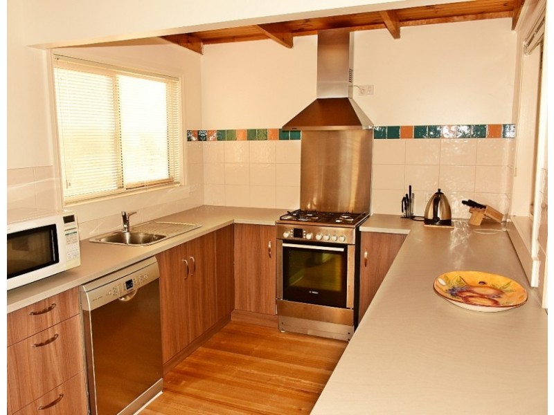 11 Mariner Court, Low Head TAS 7253