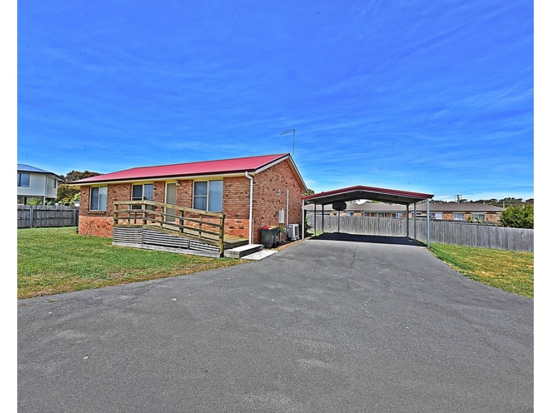 2/17 Reece Street, George Town TAS 7253
