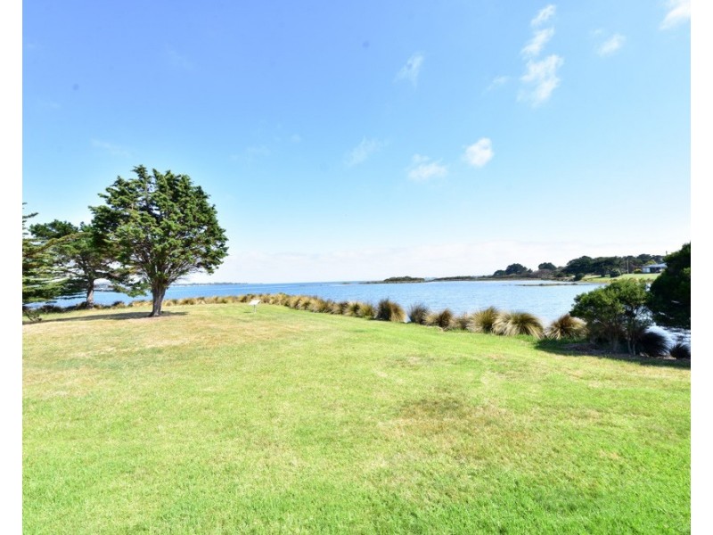 2/35 Esplanade North, George Town TAS 7253