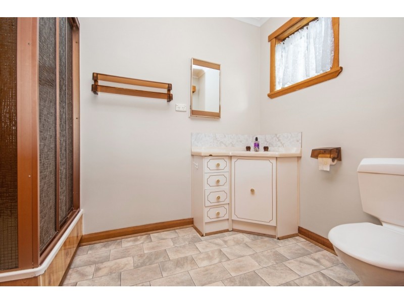 8 Campbell Street, Weymouth TAS 7252