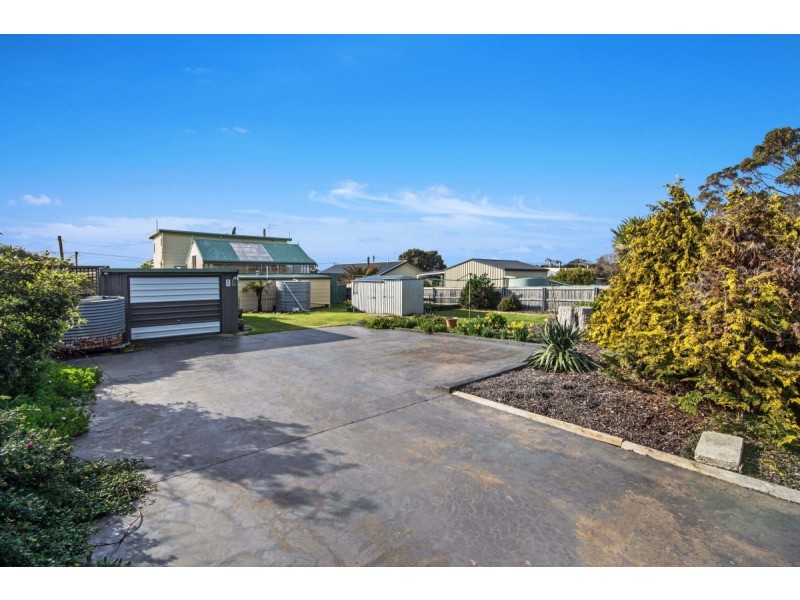8 Campbell Street, Weymouth TAS 7252