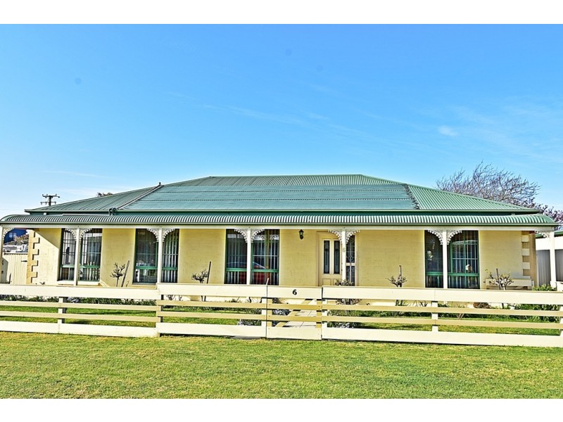 6 Arthur Street, George Town TAS 7253