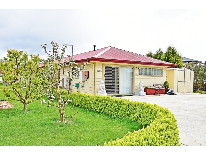 5 Warburton Road, George Town TAS 7253