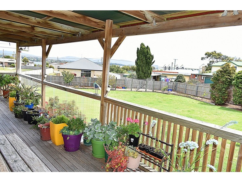 7 Duke Avenue, George Town TAS 7253