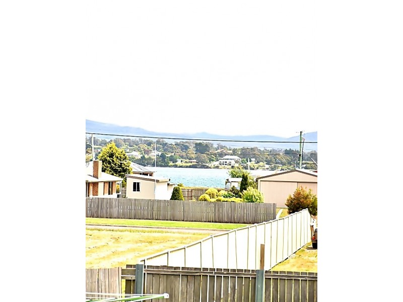7 Duke Avenue, George Town TAS 7253