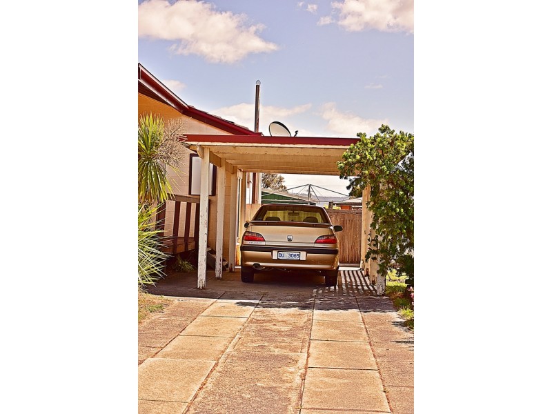 6 Richards Avenue, George Town TAS 7253
