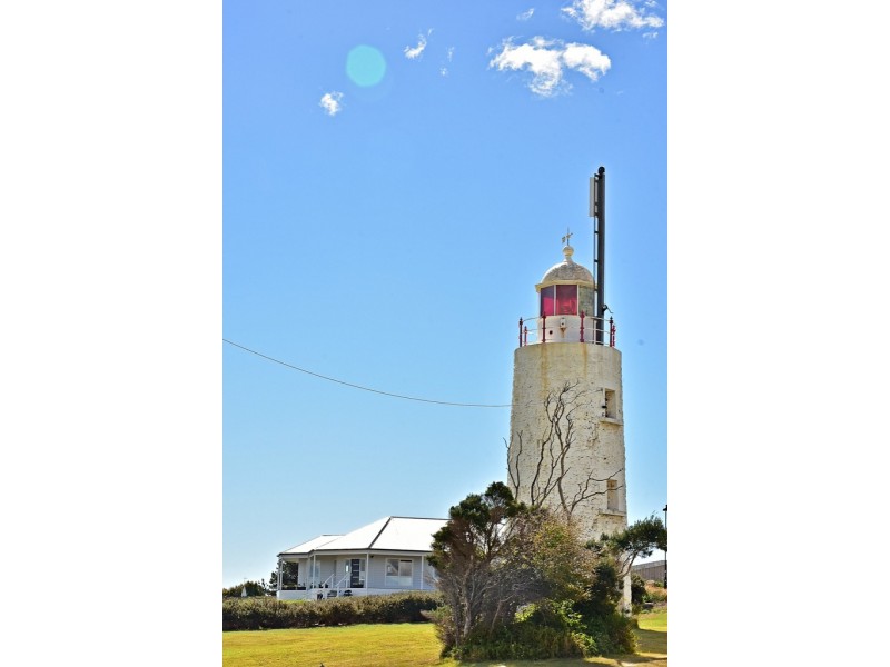 3 The Leads, Low Head TAS 7253