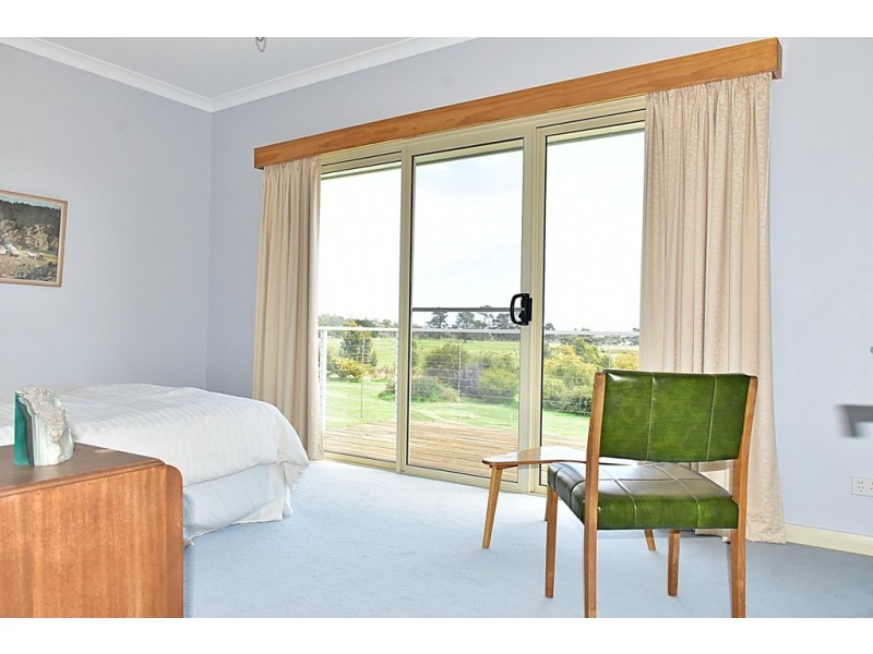 359 Clarence Point Road, Clarence Point TAS 7270