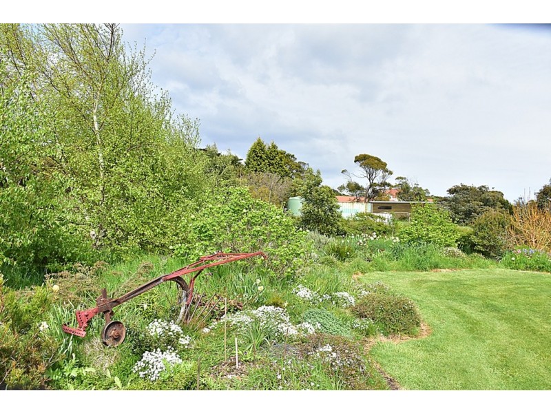 359 Clarence Point Road, Clarence Point TAS 7270