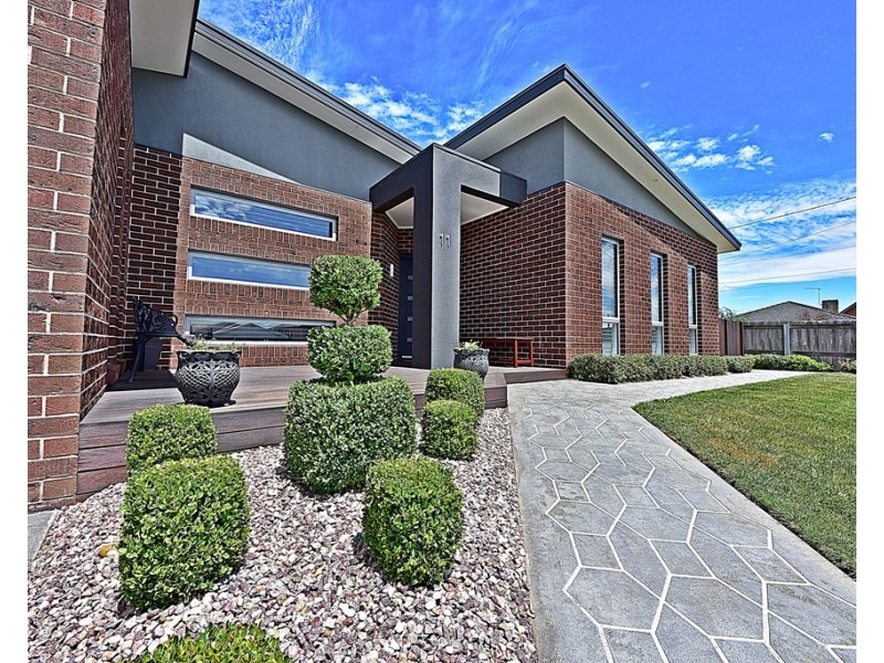 11 Lawrence Street, George Town TAS 7253