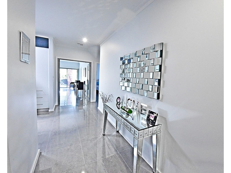11 Lawrence Street, George Town TAS 7253