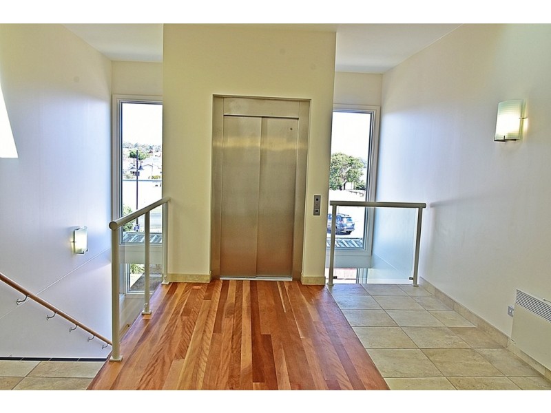 8/3 Adelaide Street, George Town TAS 7253