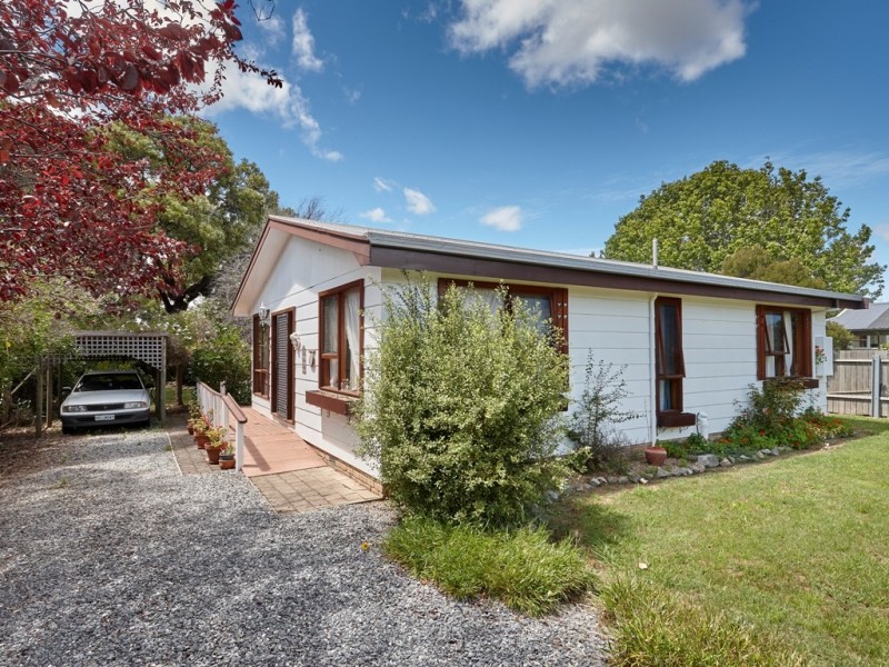 10 Mainwaring Street, Beauty Point TAS 7270