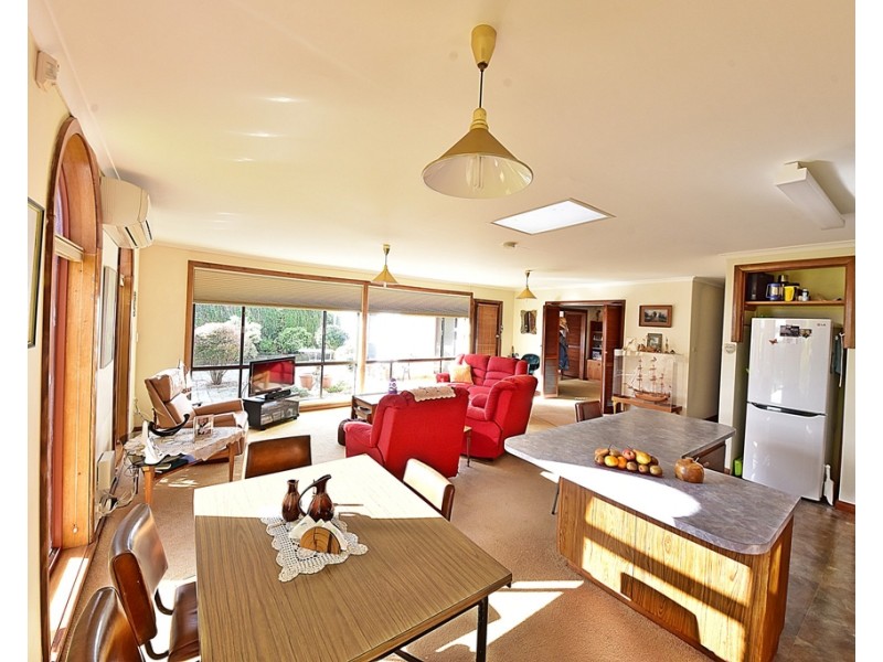 6 East Beach Road, Low Head TAS 7253