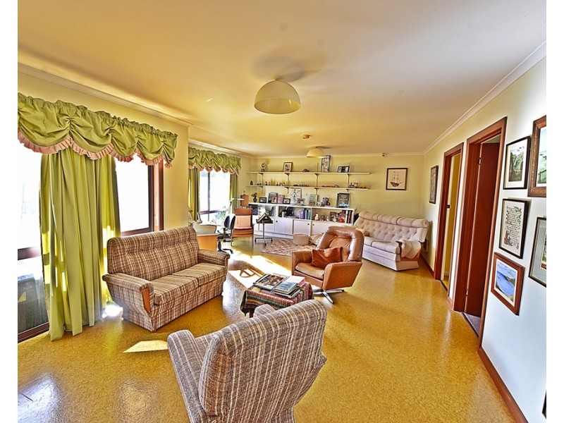 6 East Beach Road, Low Head TAS 7253