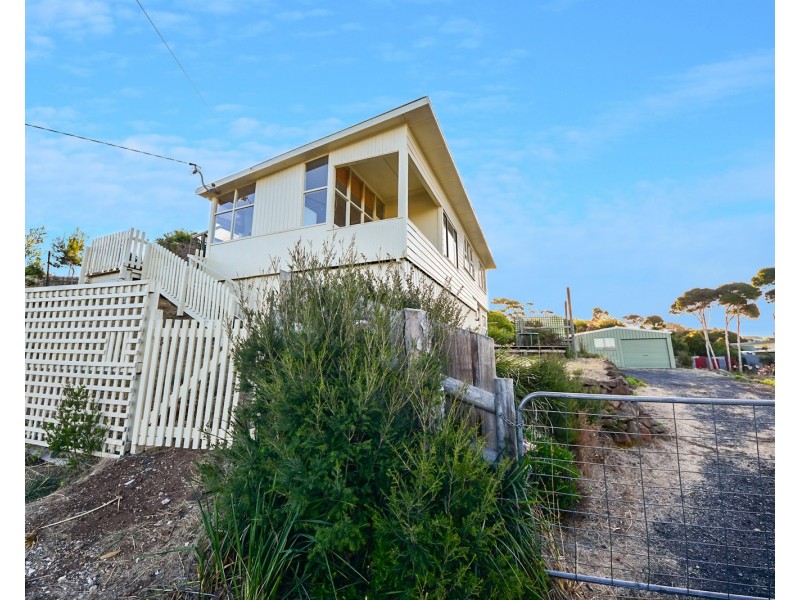 1 Collins Street, Weymouth TAS 7252