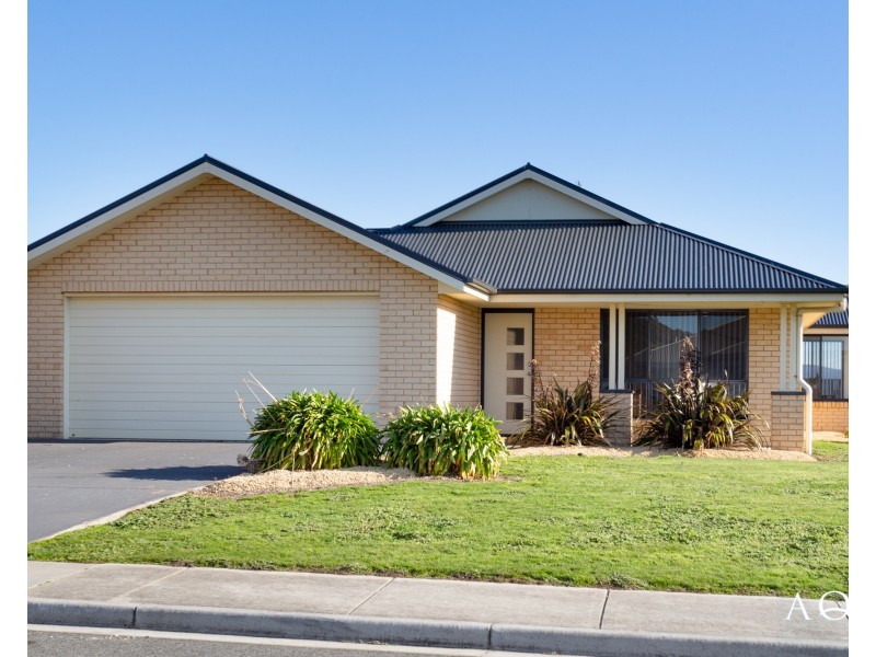 8 Illusion Way, George Town TAS 7253