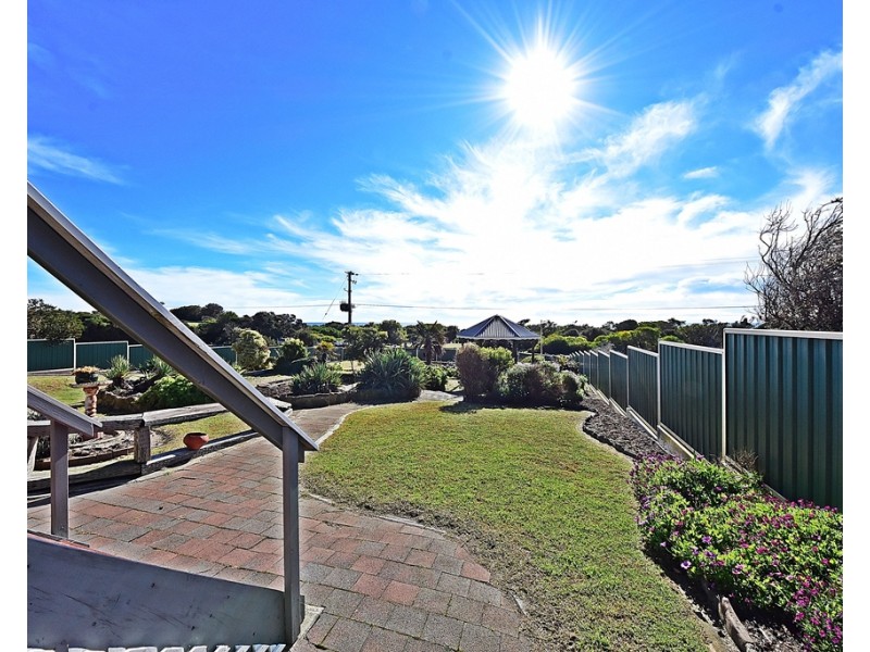 143 Bellbuoy Beach Road, Low Head TAS 7253