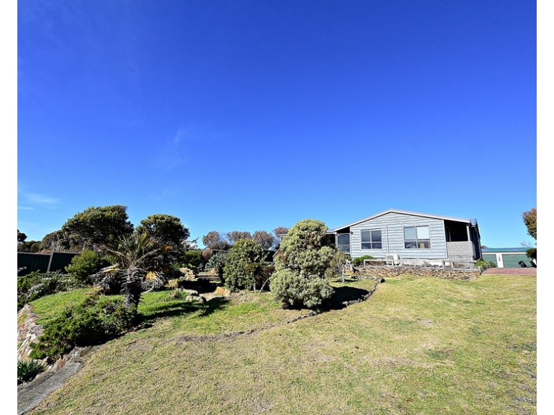 143 Bellbuoy Beach Road, Low Head TAS 7253