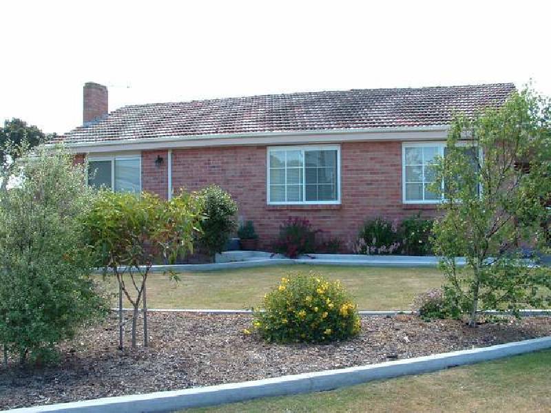 11 Tamar Avenue, George Town TAS 7253