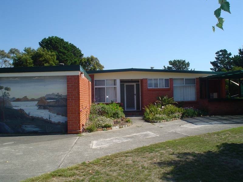 8 Tamar Avenue, George Town TAS 7253
