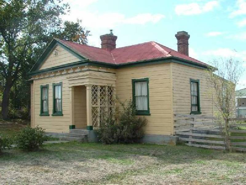 2 Elizabeth Street, George Town TAS 7253