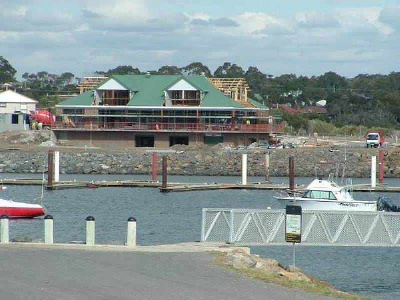 2 Elizabeth Street, George Town TAS 7253