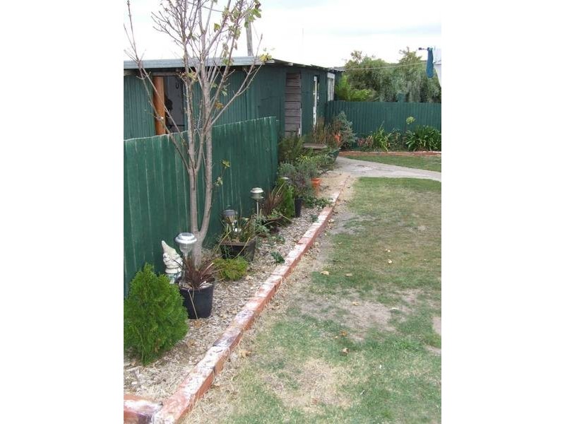 Weld Street, Beaconsfield TAS 7270