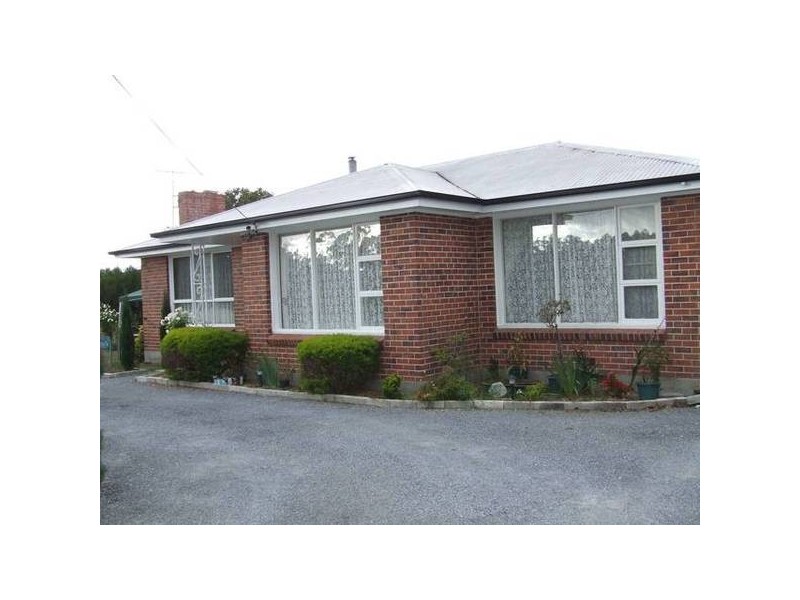 Weld Street, Beaconsfield TAS 7270