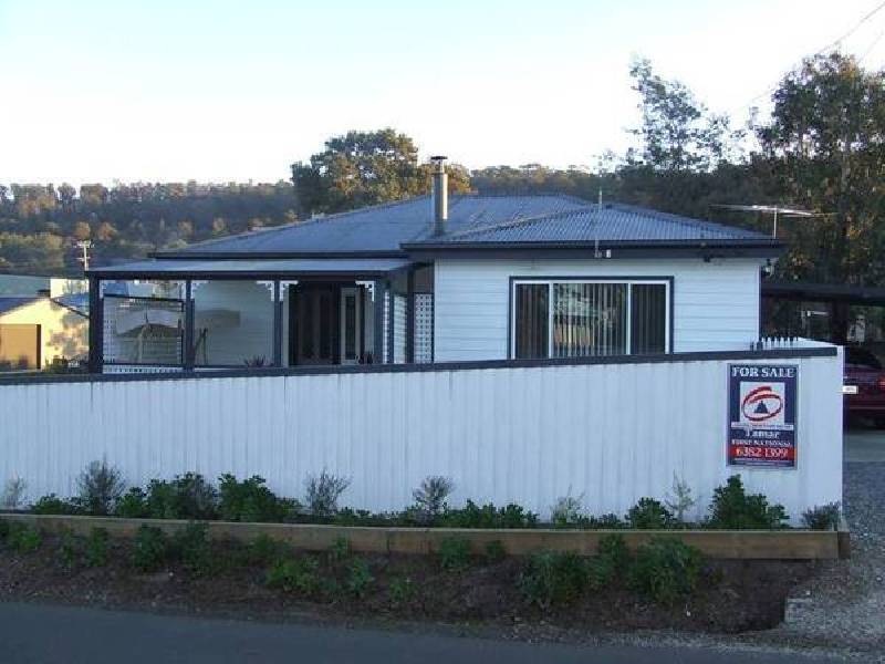 15 Margaret Street, Beaconsfield TAS 7270