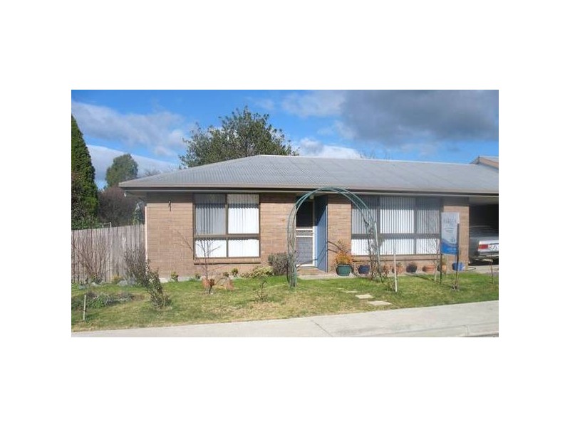 Weld Street, Beaconsfield TAS 7270