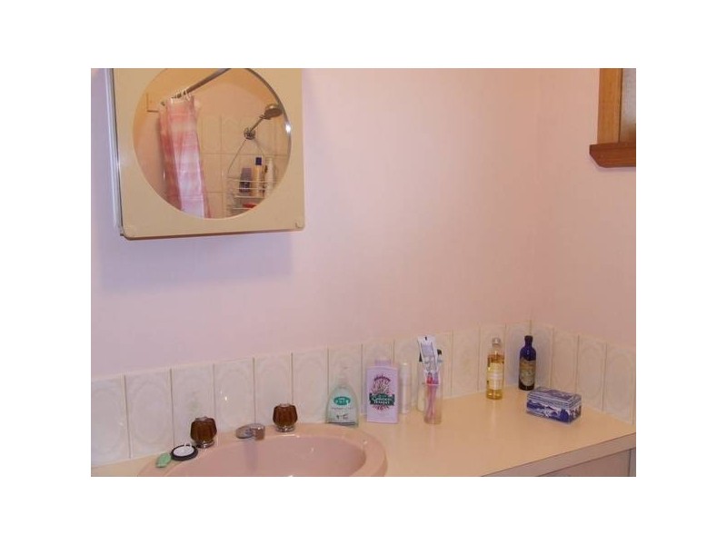 Weld Street, Beaconsfield TAS 7270