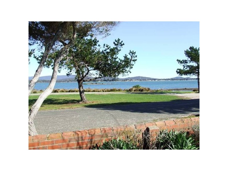 33 Esplanade North, George Town TAS 7253