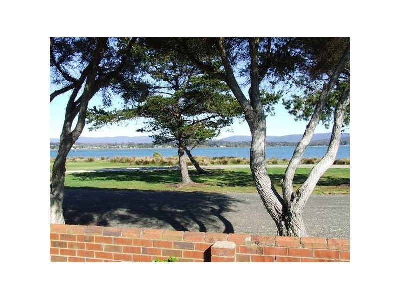 33 Esplanade North, George Town TAS 7253