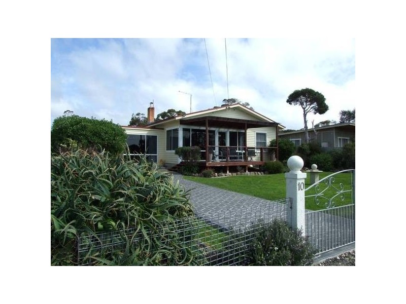 10 Campbell Street, Weymouth TAS 7252