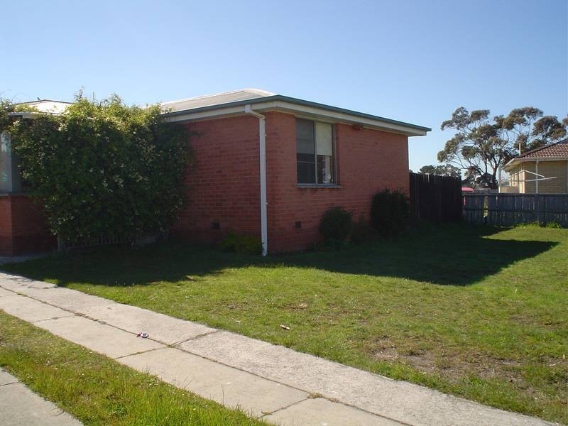 2 Brown Avenue, George Town TAS 7253