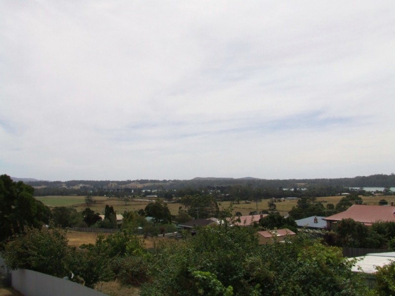 133 Charles Street, Beauty Point TAS 7270