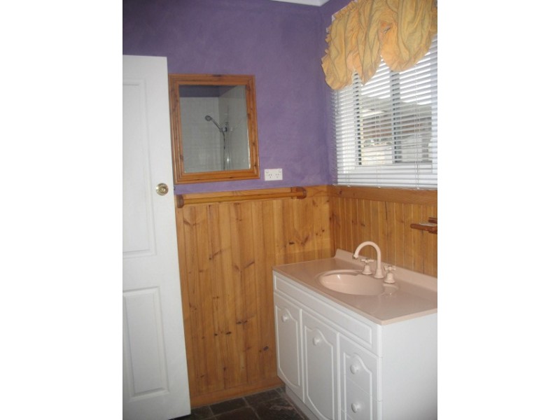 8 Gordon Square, George Town TAS 7253